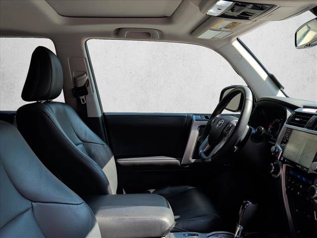 Used 2022 Toyota 4Runner Limited AWD/4WD image 29