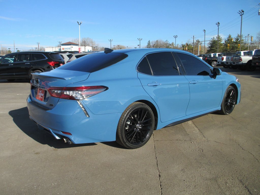 Used 2023 Toyota Camry XSE w/ Cold Weather Package image 5