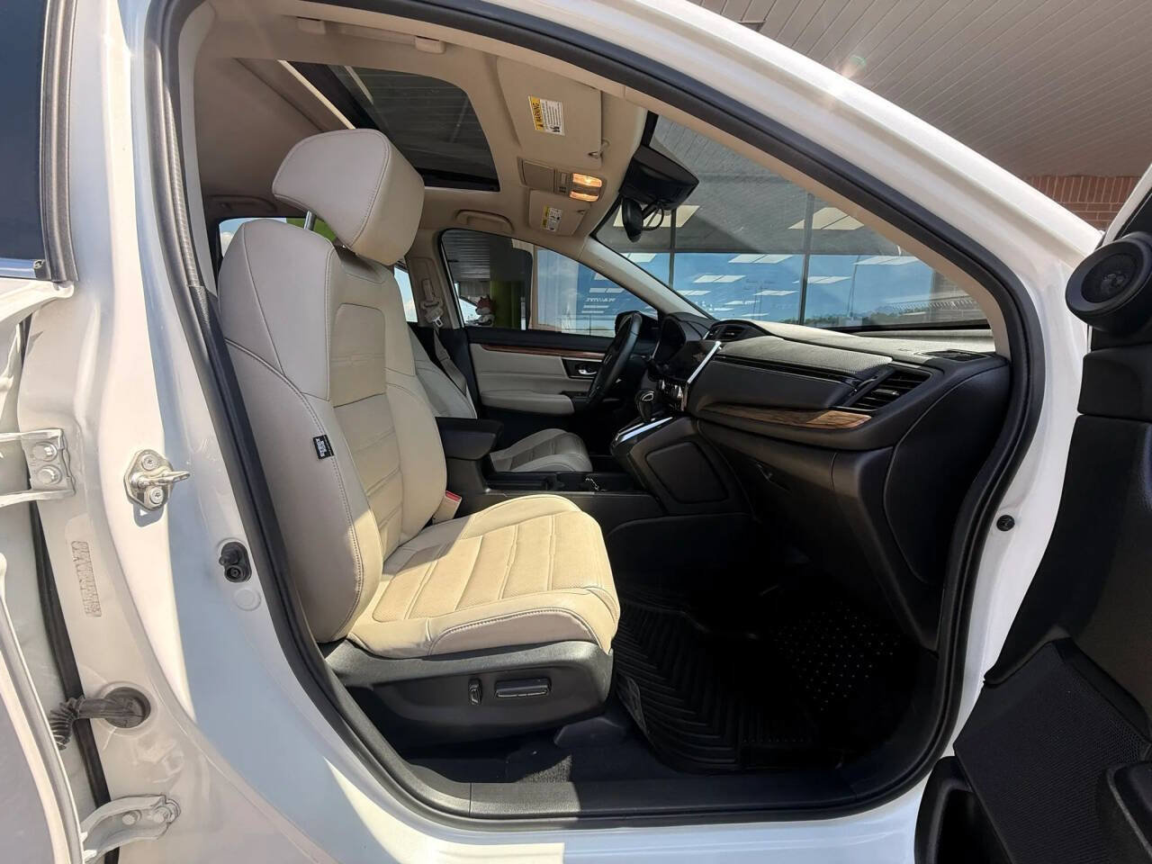 Used 2018 Honda CR-V Touring image 23
