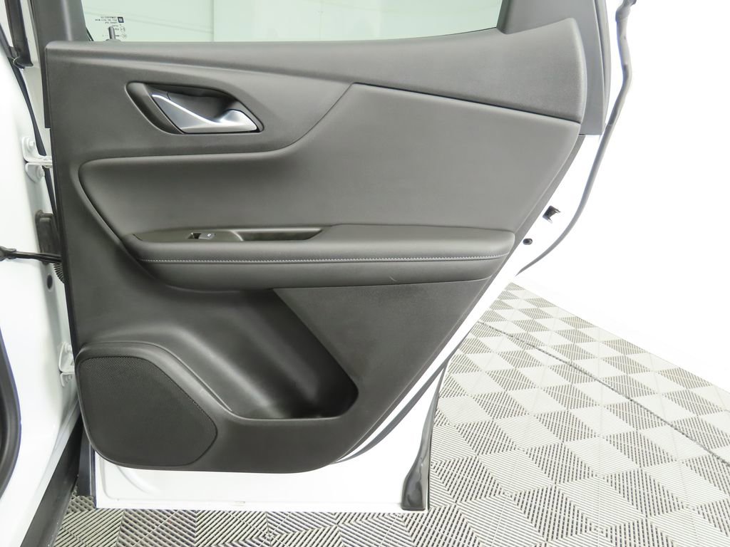 Used 2022 Chevrolet Blazer LT FWD image 25