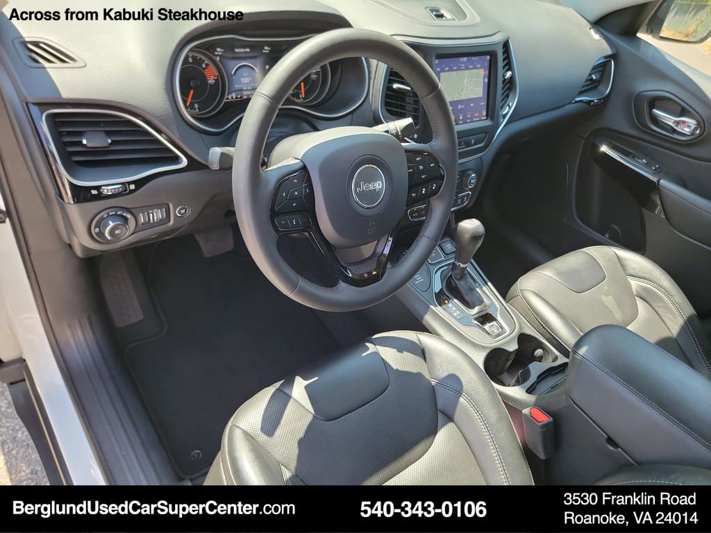 Used 2023 Jeep Cherokee Altitude Lux image 6