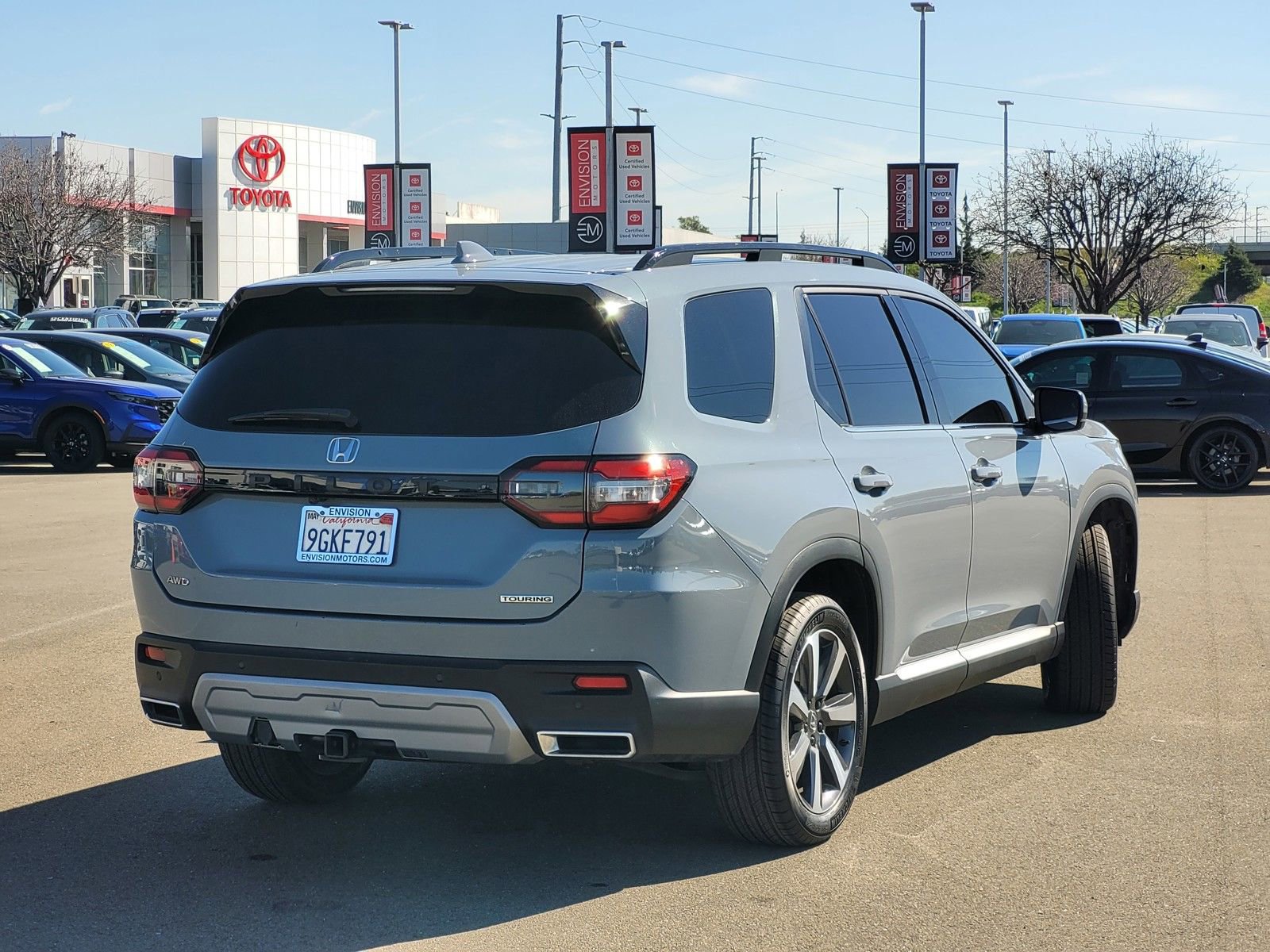 Used 2023 Honda Pilot Touring image 5