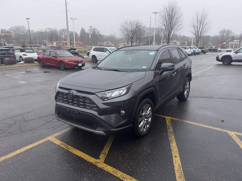 Used 2021 Toyota RAV4 Limited image 3