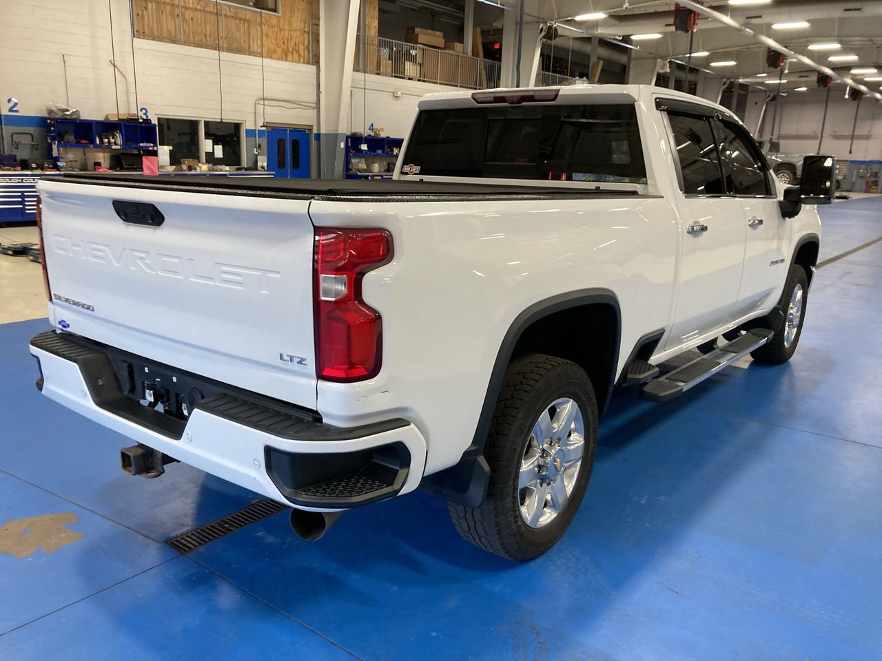 Used 2021 Chevrolet Silverado 2500 LTZ w/ Z71 Chrome Sport Edition AWD/4WD image 7