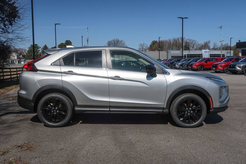 New 2026 Mitsubishi Eclipse Cross LE AWD/4WD image 8