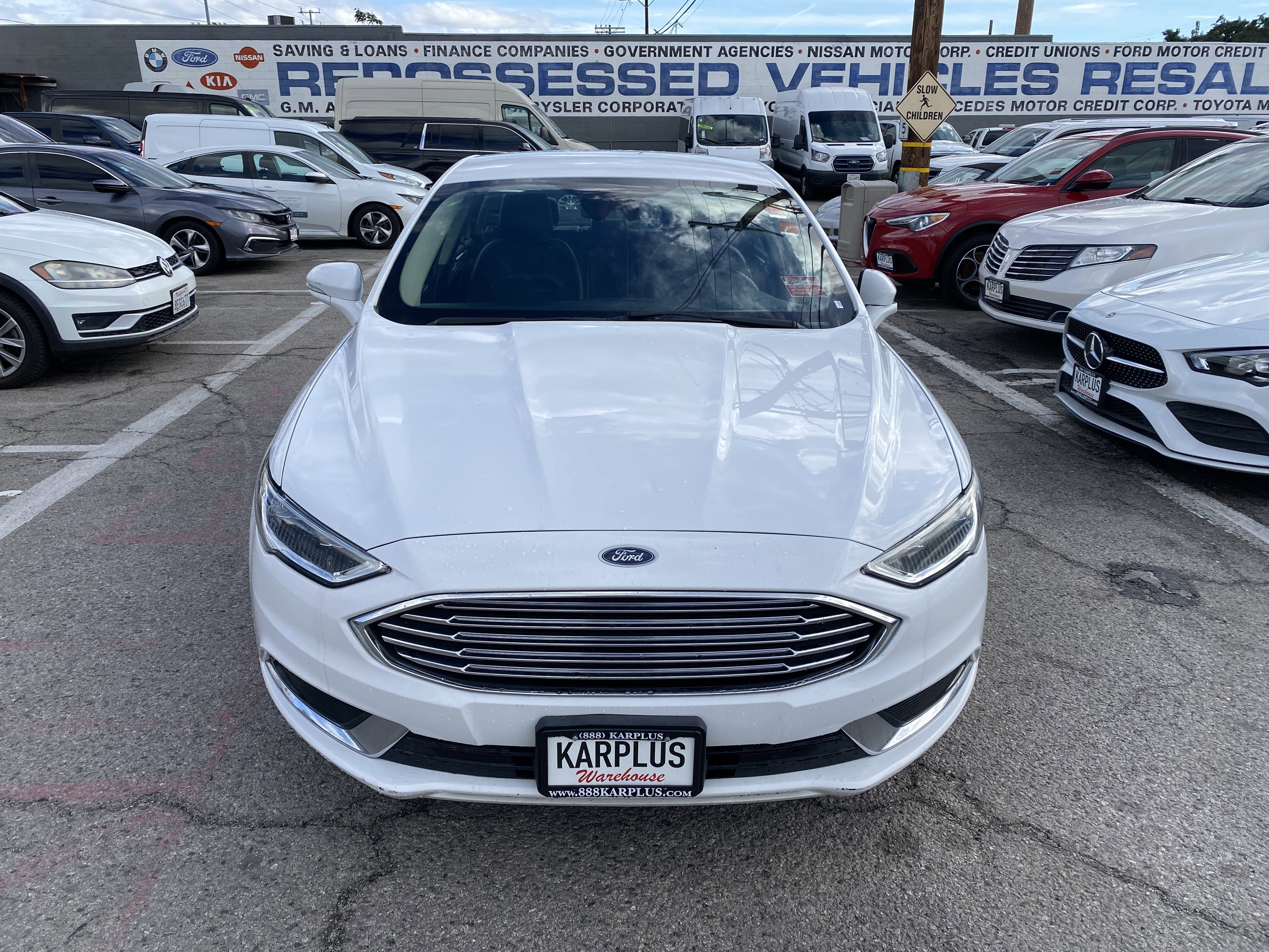 Used 2018 Ford Fusion SE w/ Equipment Group 602A image 3