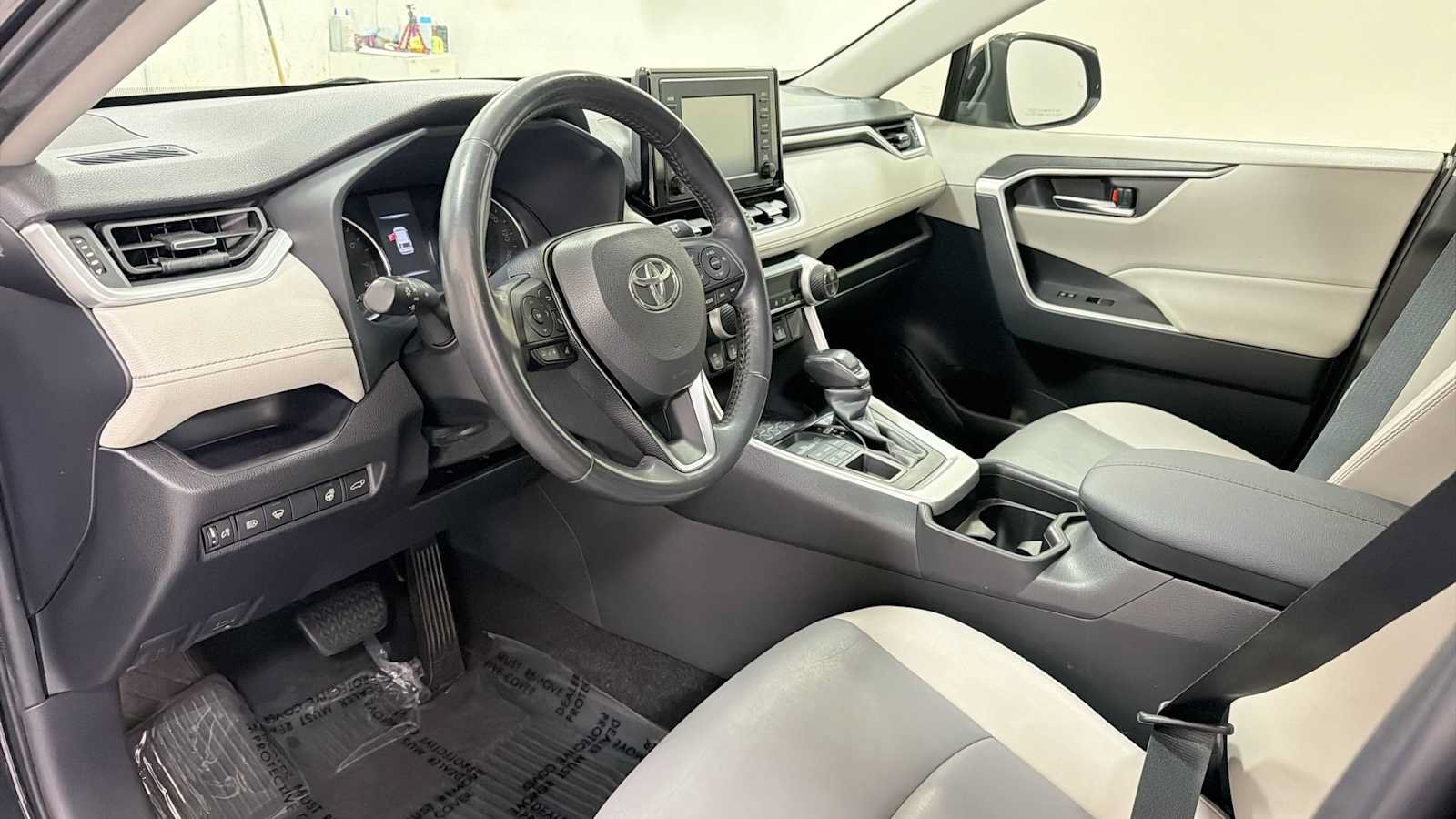 Certified 2019 Toyota RAV4 XLE Premium w/ Cold Weather Package AWD/4WD image 12