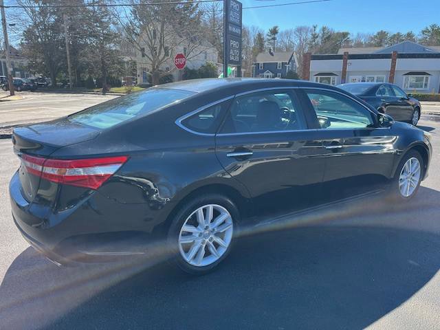 Used 2014 Toyota Avalon XLE w/ Livery Package FWD image 3