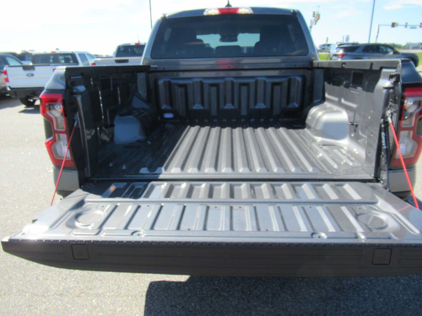 New 2026 Ford Ranger XLT w/ FX4 Off-Road Package AWD/4WD image 9