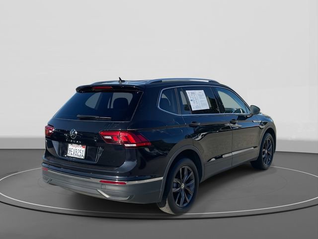 Used 2023 Volkswagen Tiguan SE image 5