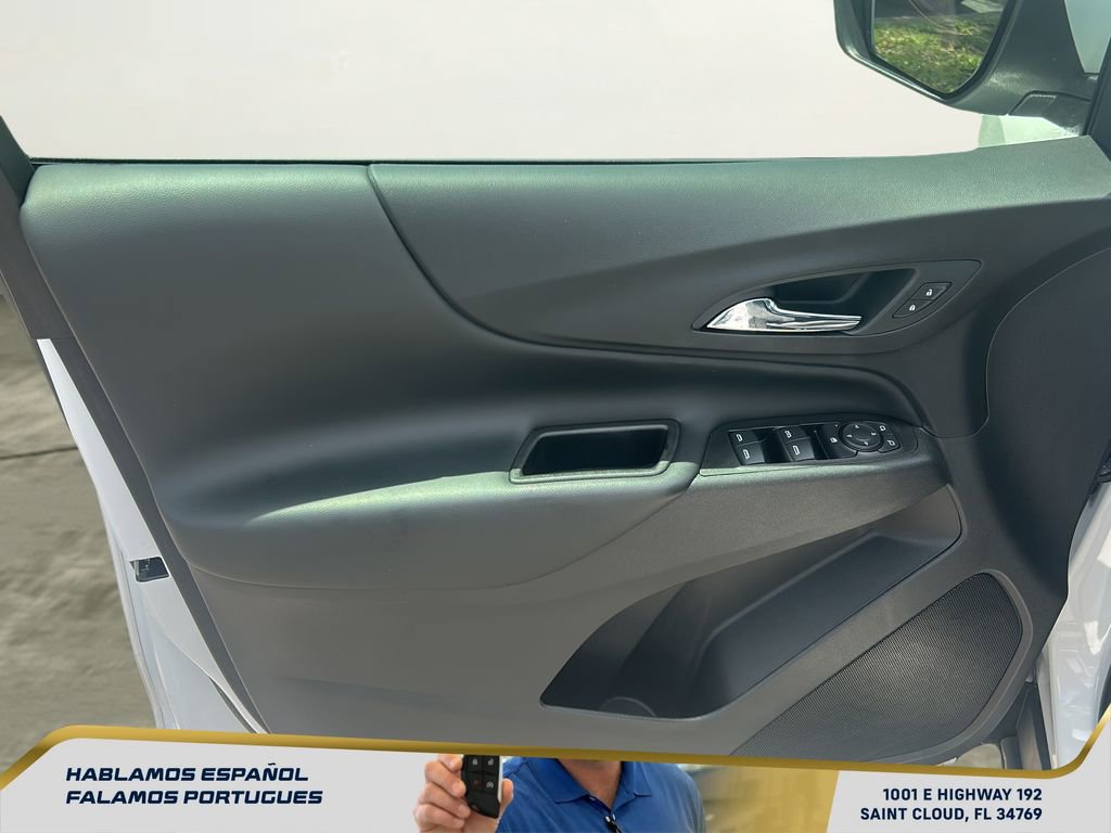 Used 2022 Chevrolet Equinox LT w/ LPO, Cargo Package FWD image 10