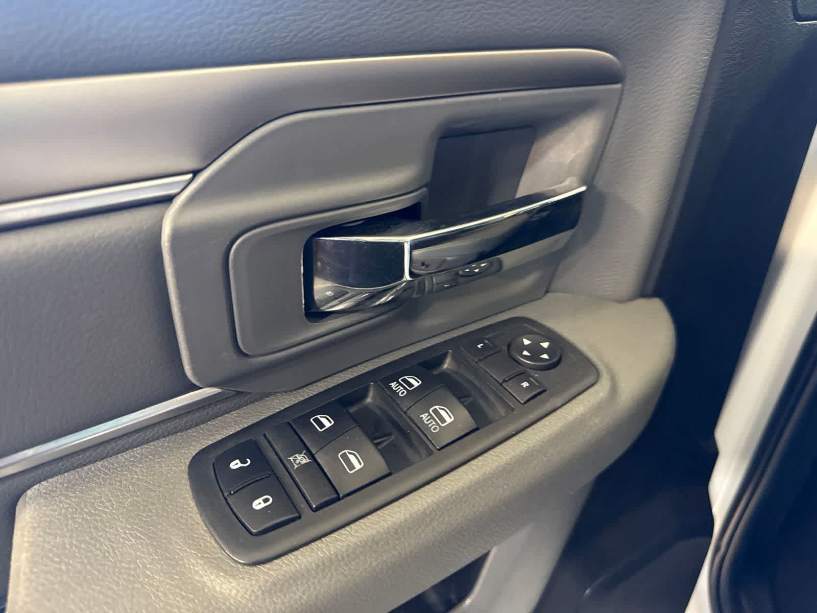 Used 2018 RAM 1500 Big Horn RWD image 19