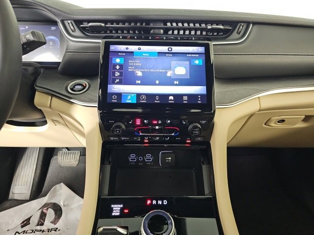 Certified 2024 Jeep Grand Cherokee Limited w/ Luxury Tech Group II image 20