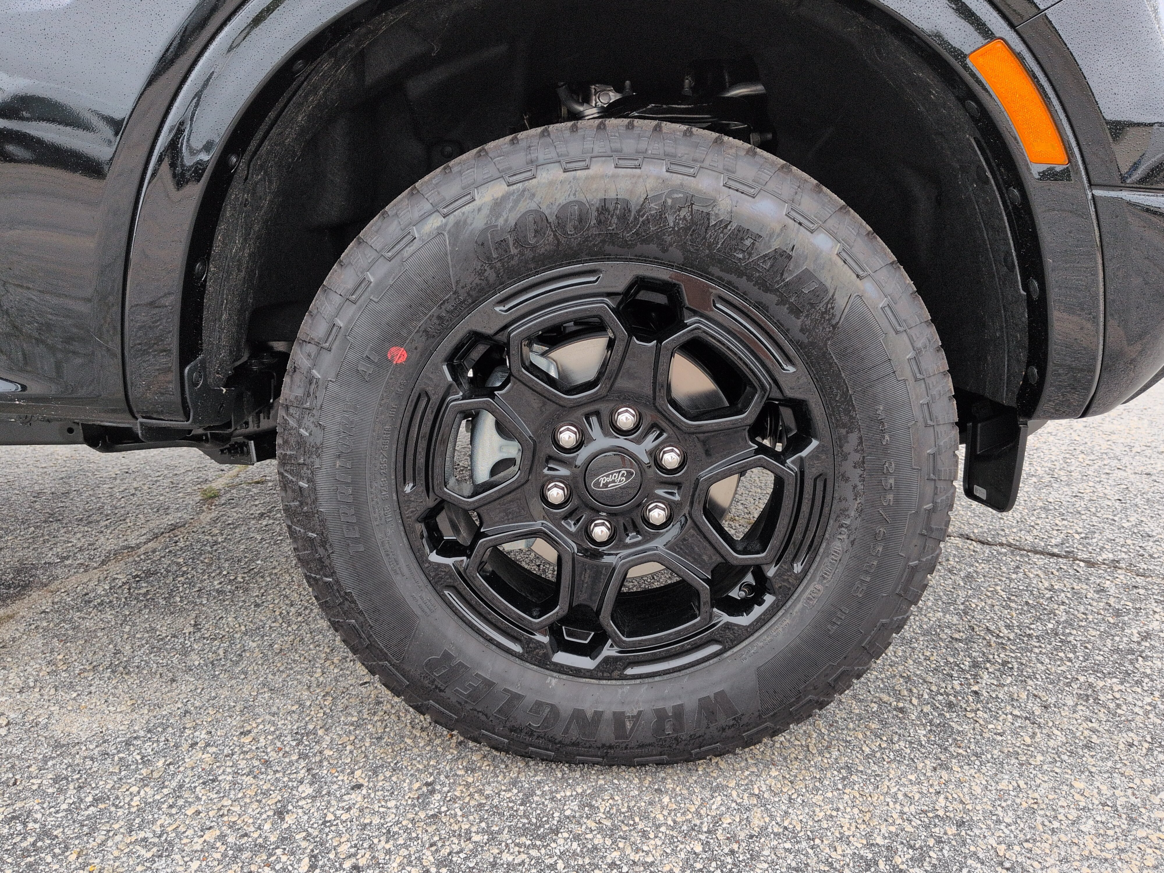 New 2026 Ford Ranger Lariat w/ FX4 Off-Road Package AWD/4WD image 9
