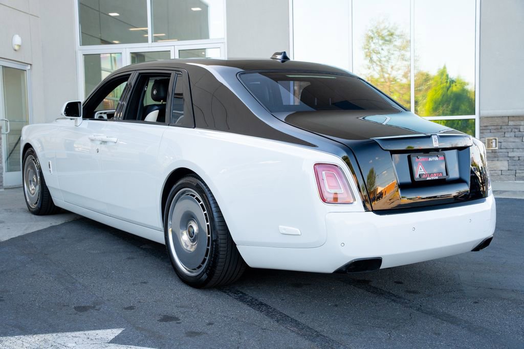 Used 2019 Rolls-Royce Phantom Sedan image 16