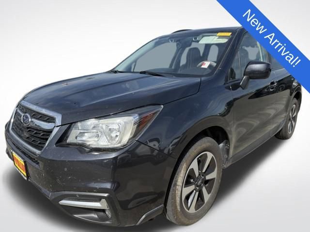Used 2017 Subaru Forester 2.5i Premium AWD/4WD image 3