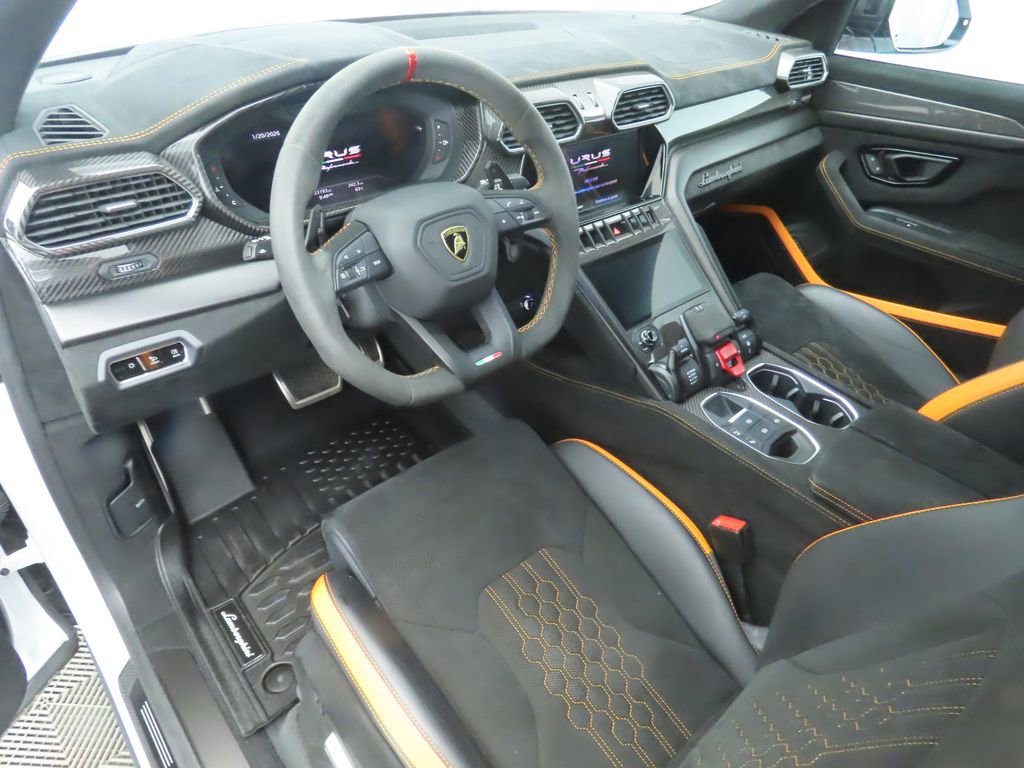 Used 2024 Lamborghini Urus Performante image 9
