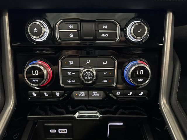 Used 2024 GMC Yukon Denali AWD/4WD image 48
