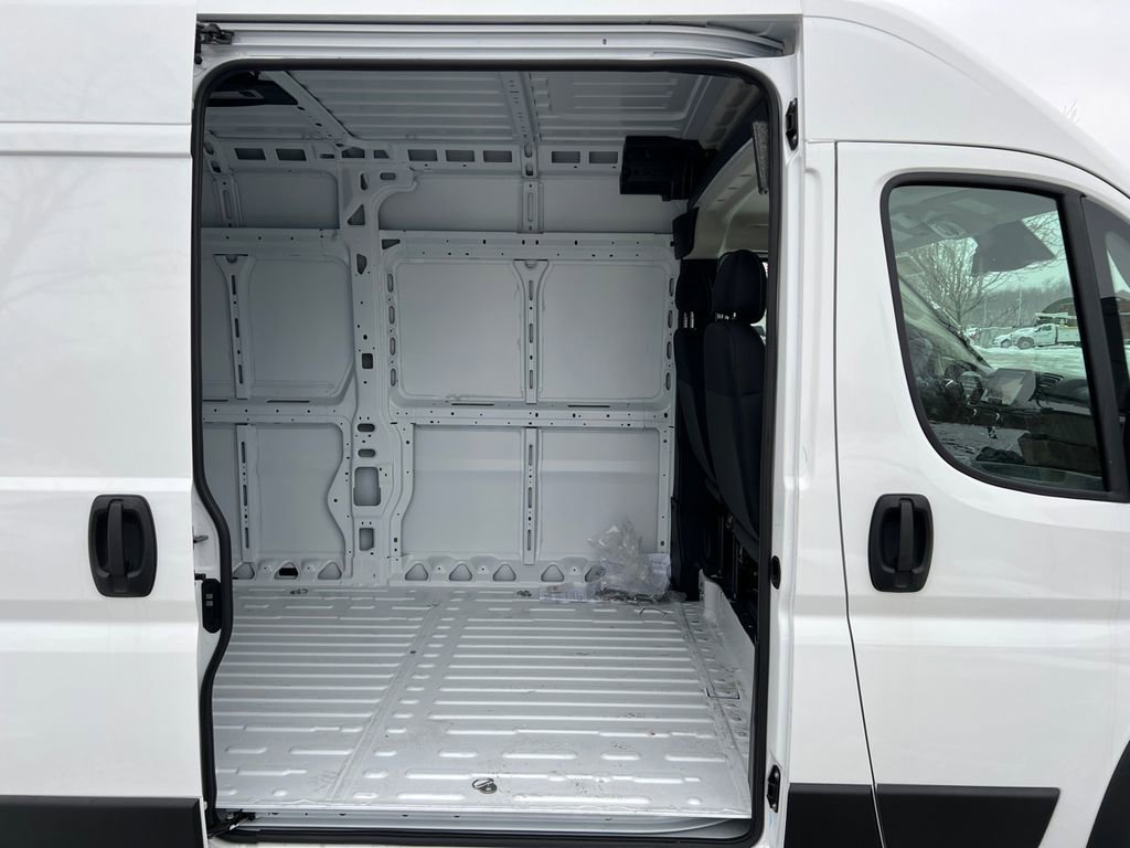 New 2026 RAM ProMaster 3500 w/ Convenience Group FWD image 17