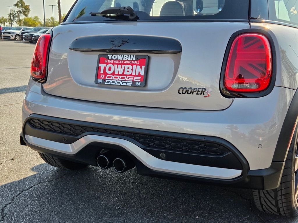 Used 2023 MINI Cooper S FWD image 5