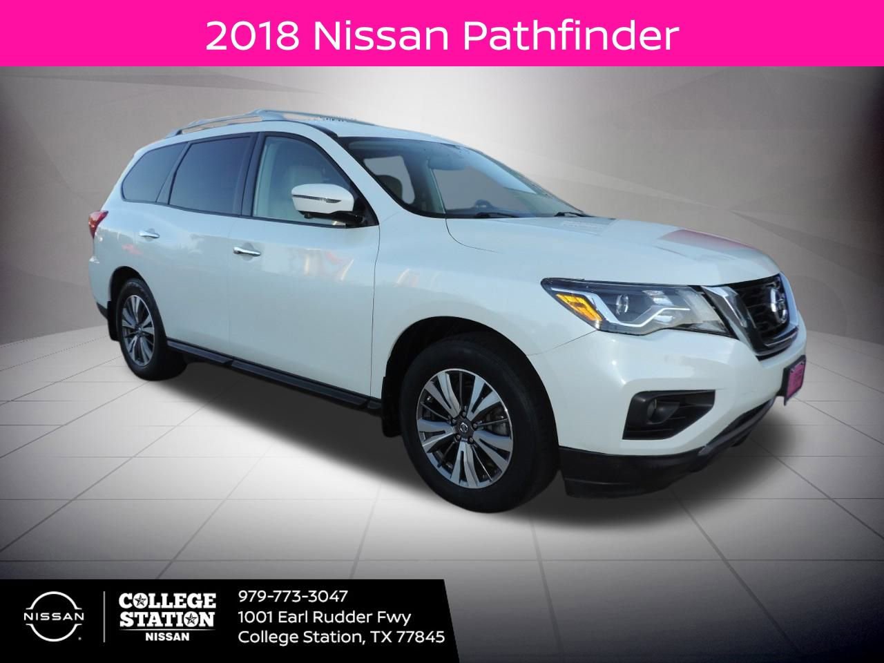 Used 2018 Nissan Pathfinder SL image 1