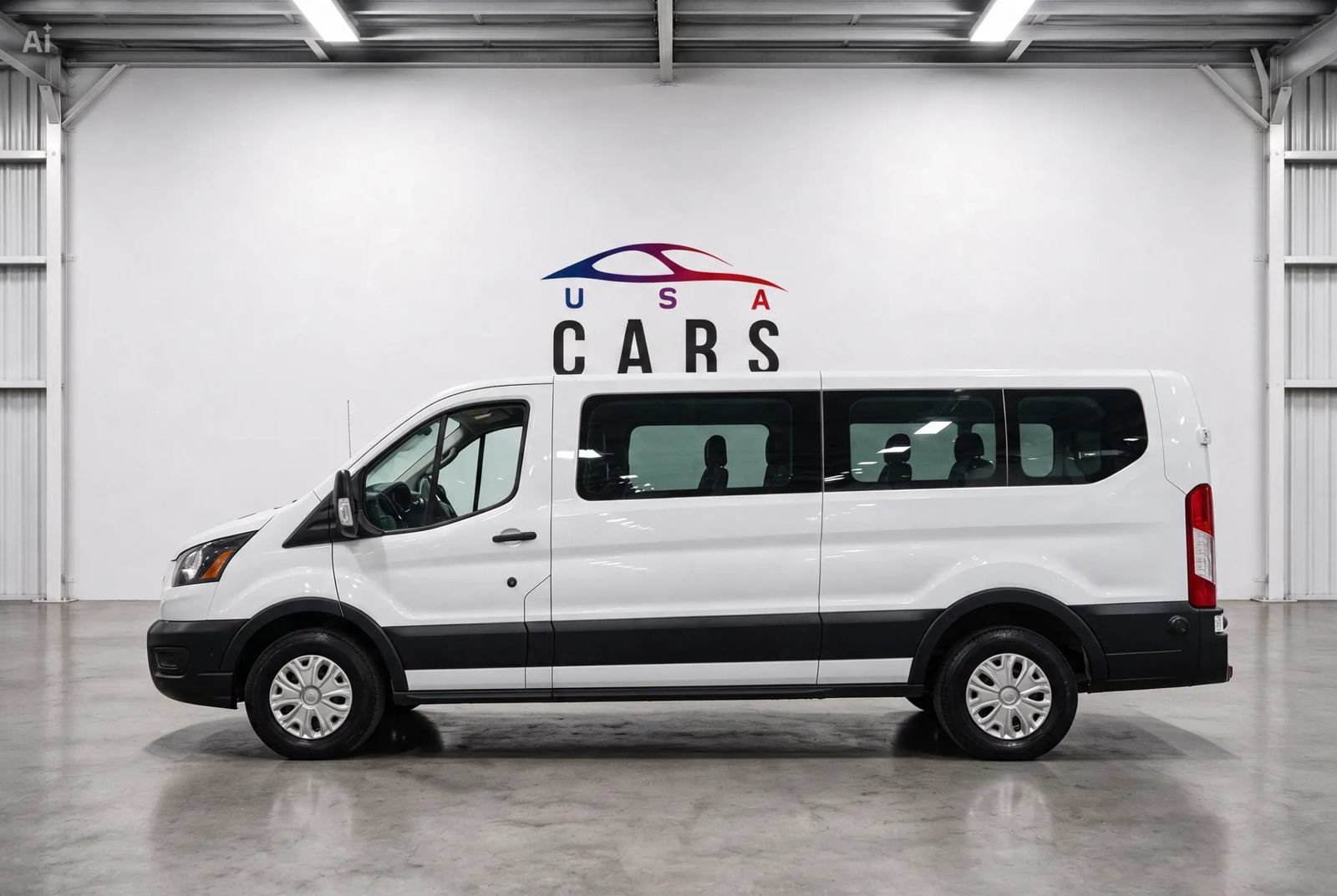 Used 2024 Ford Transit 350 XLT RWD image 3
