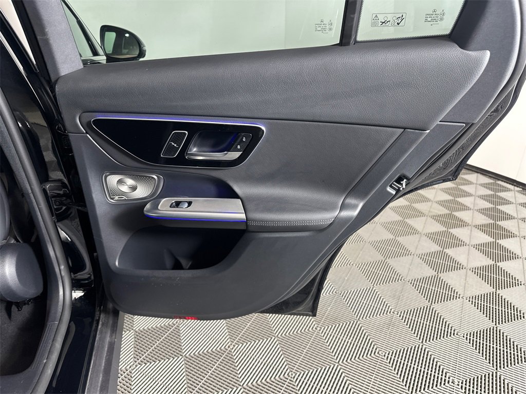 Certified 2025 Mercedes-Benz GLC 300 image 18