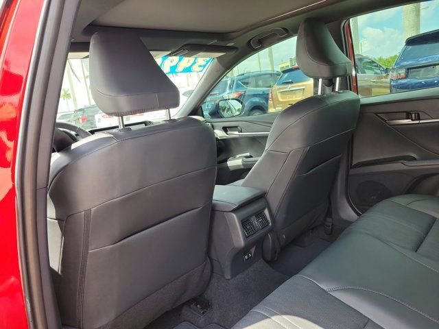 Used 2025 Toyota Camry XSE FWD image 15