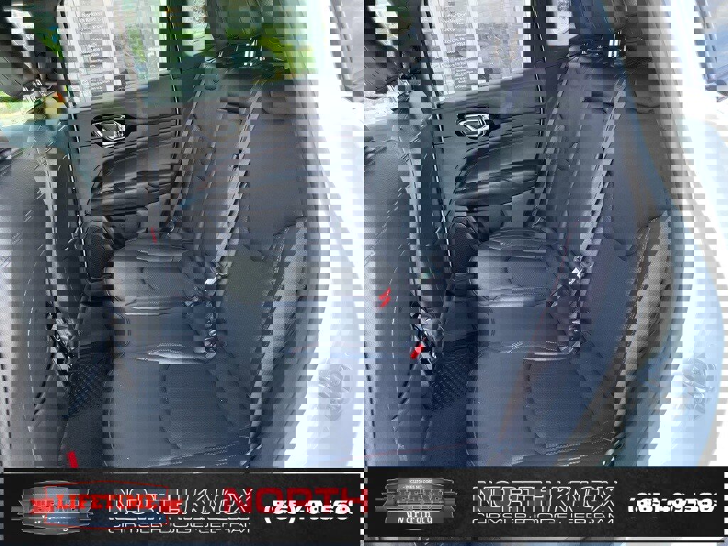 Used 2024 Jeep Compass Trailhawk image 16