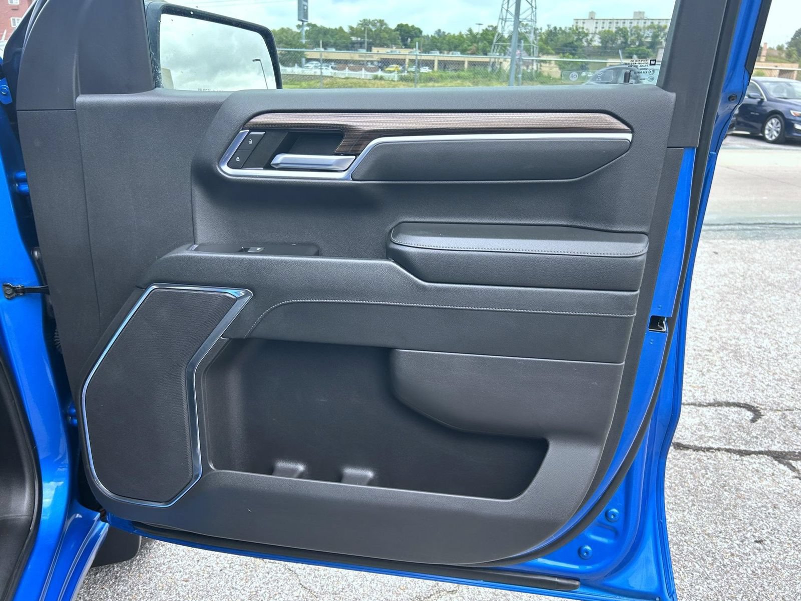 Certified 2023 Chevrolet Silverado 1500 RST AWD/4WD image 16