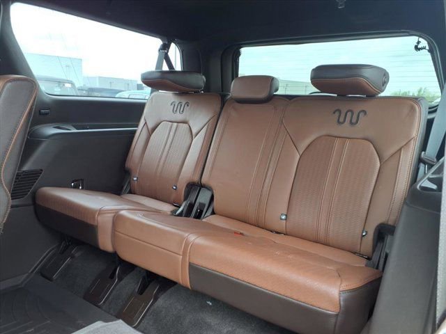 Used 2024 Ford Expedition Max King Ranch image 27