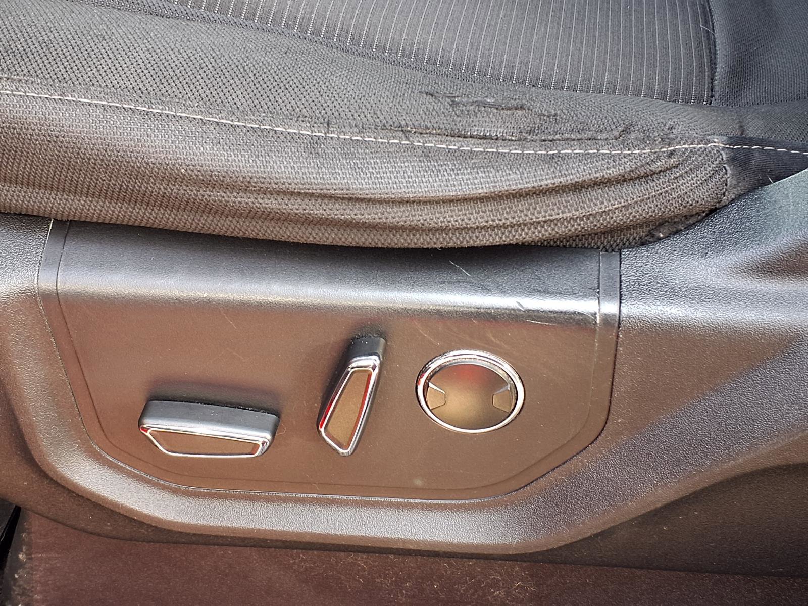 Used 2016 Ford F150 XLT w/ Equipment Group 302A Luxury image 4