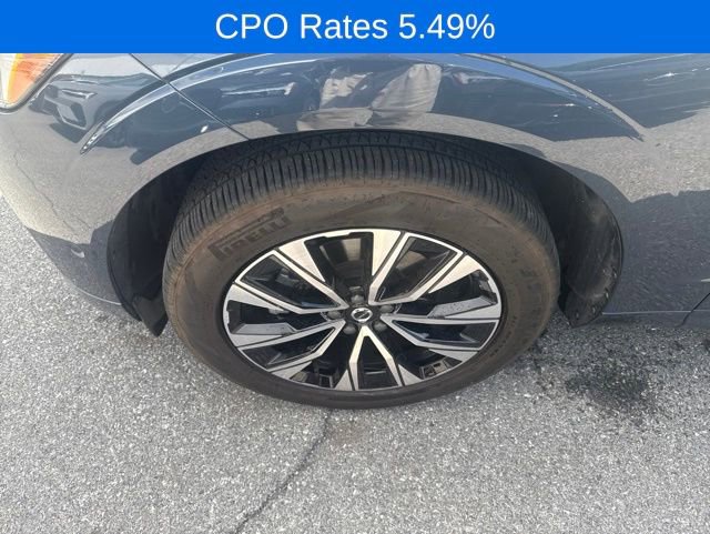 Used 2023 Volvo XC60 B5 Plus AWD/4WD image 20