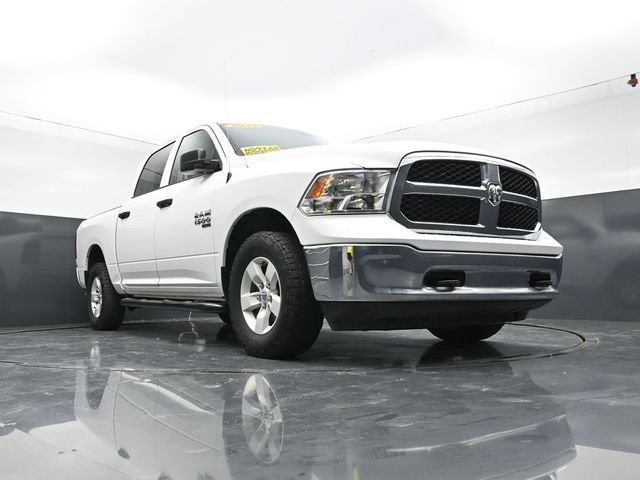 Used 2022 RAM 1500 Classic SLT AWD/4WD image 48