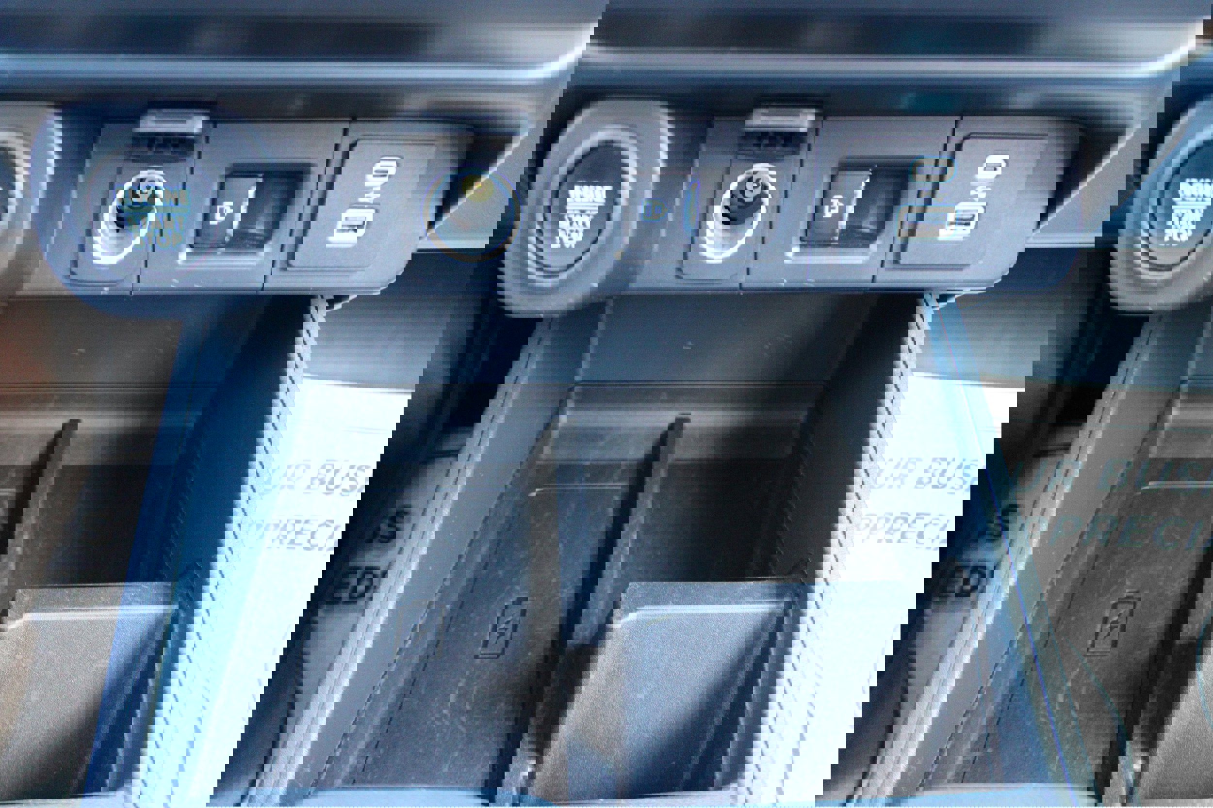 Used 2024 Ford Maverick Lariat w/ Black Appearance Package image 25