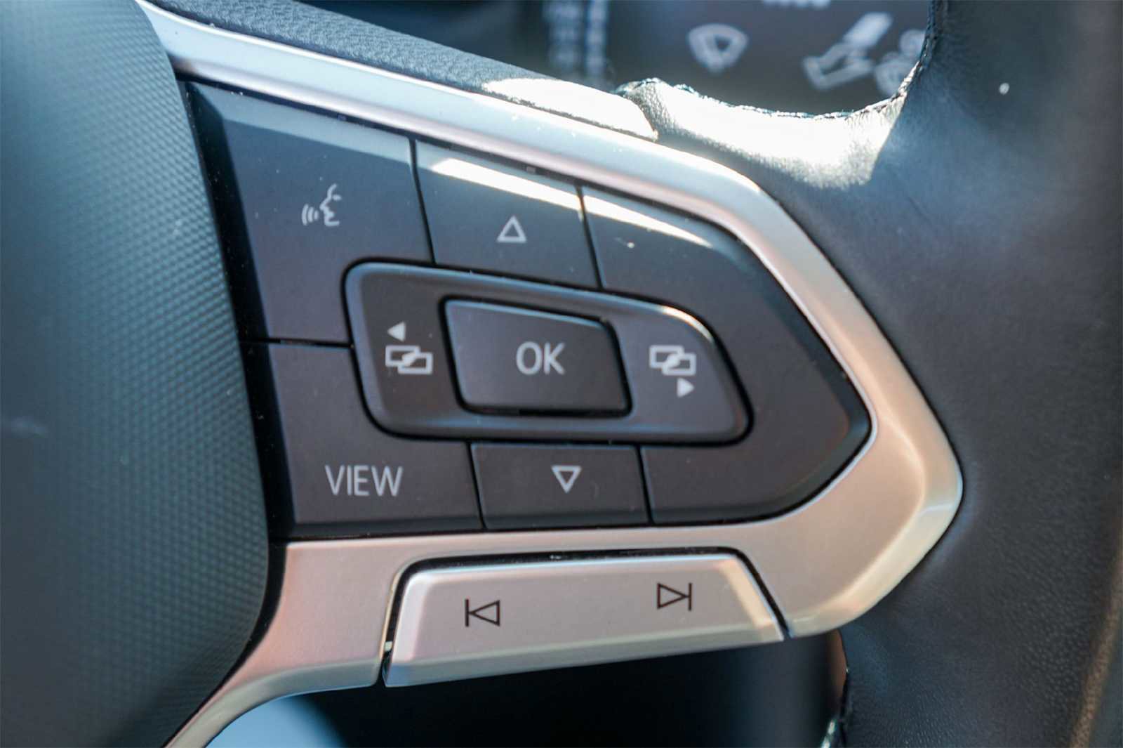 Used 2024 Volkswagen Jetta SE image 26