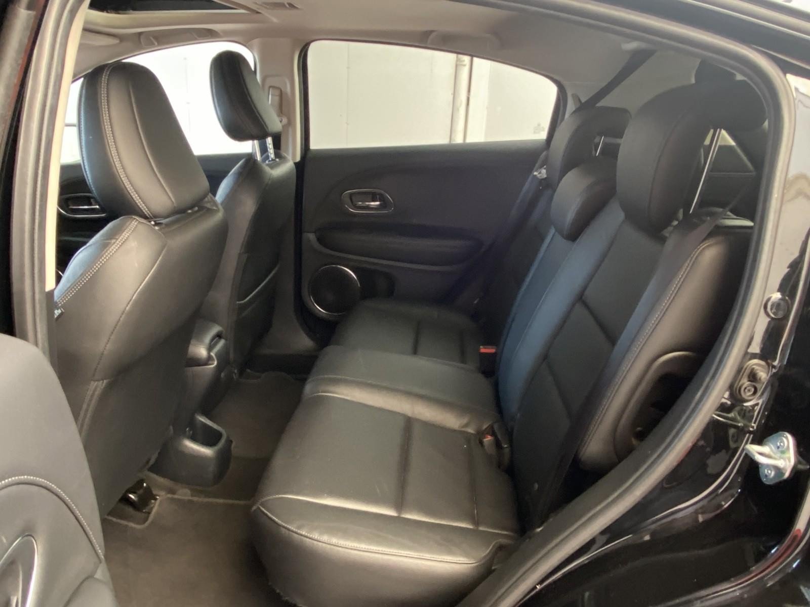 Used 2022 Honda HR-V EX-L image 18