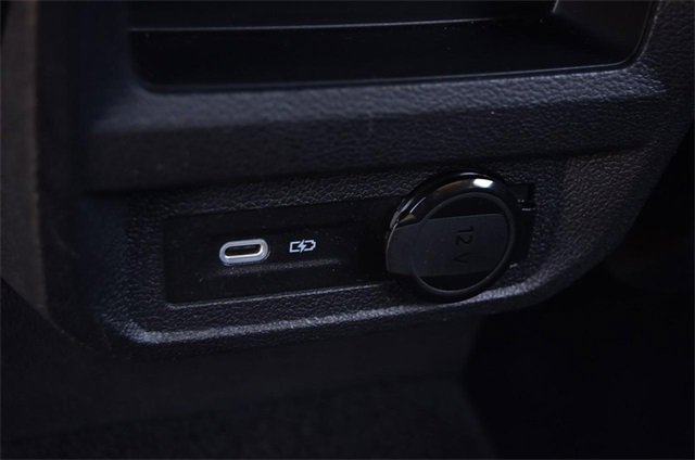 Certified 2022 Volkswagen Tiguan SE w/ Panoramic Sunroof Package image 24