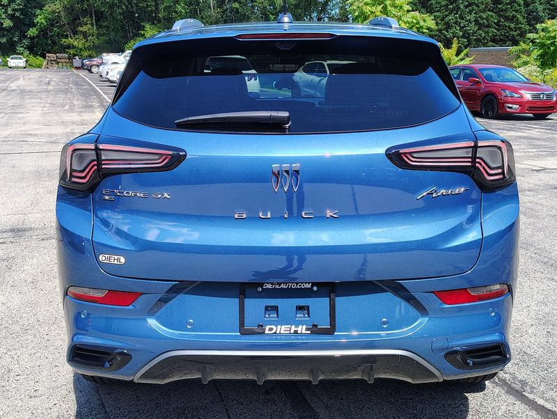 Certified 2024 Buick Encore GX Avenir AWD/4WD image 8