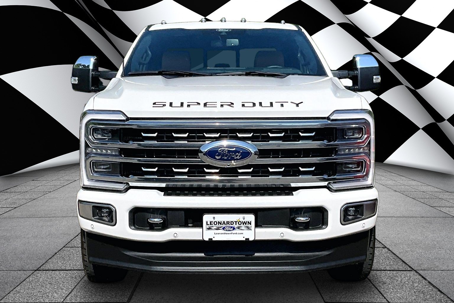 Used 2024 Ford F350 Platinum AWD/4WD image 3