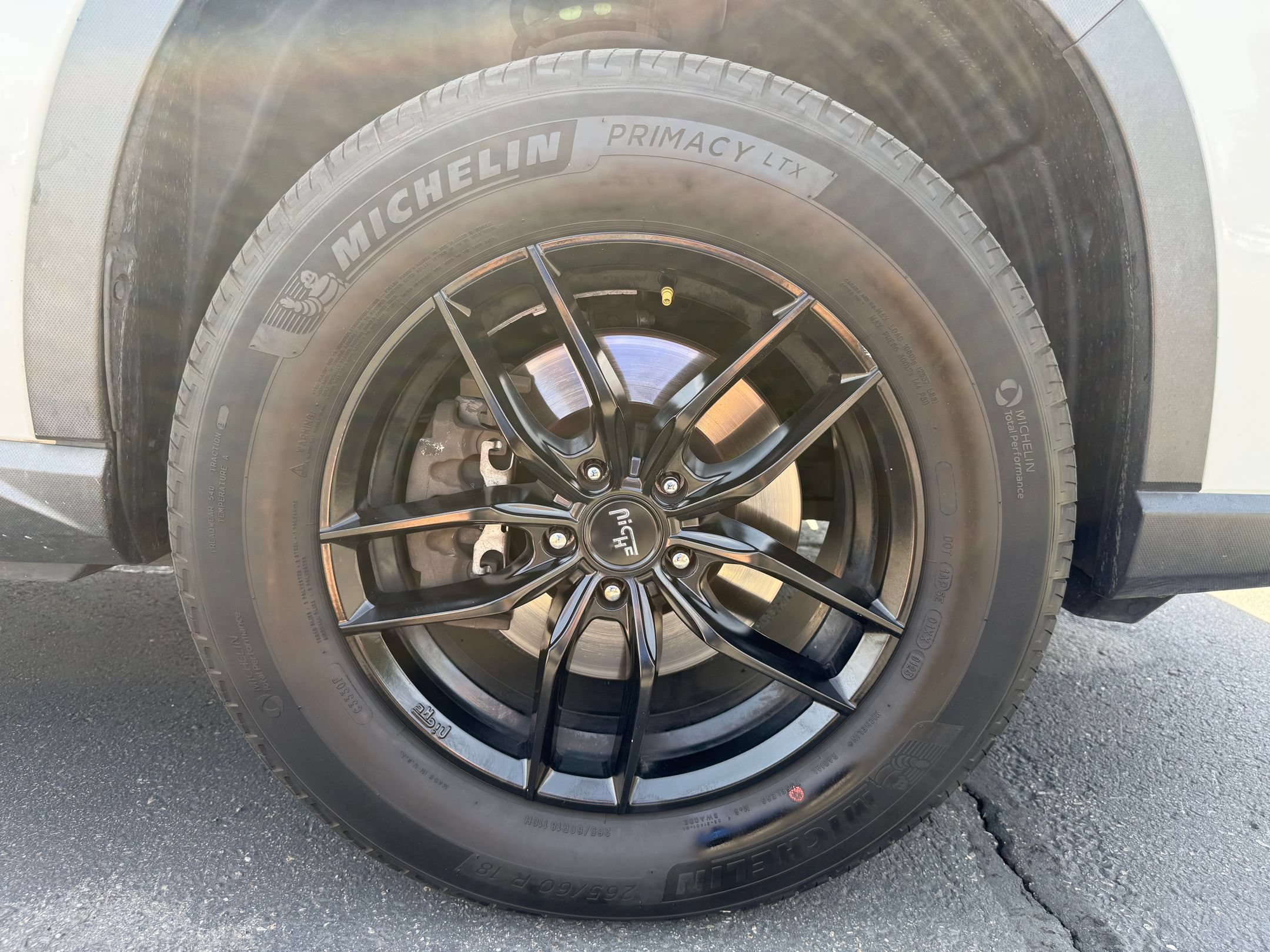 Used 2019 Subaru Ascent Premium AWD/4WD image 30