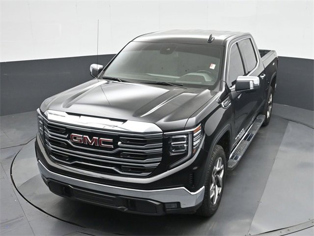 Used 2023 GMC Sierra 1500 SLT w/ SLT Premium Package image 32