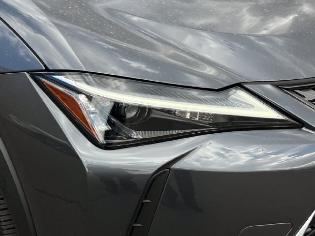 Used 2026 Lexus UX 300h FWD w/ Accessory Package (Z1) image 14