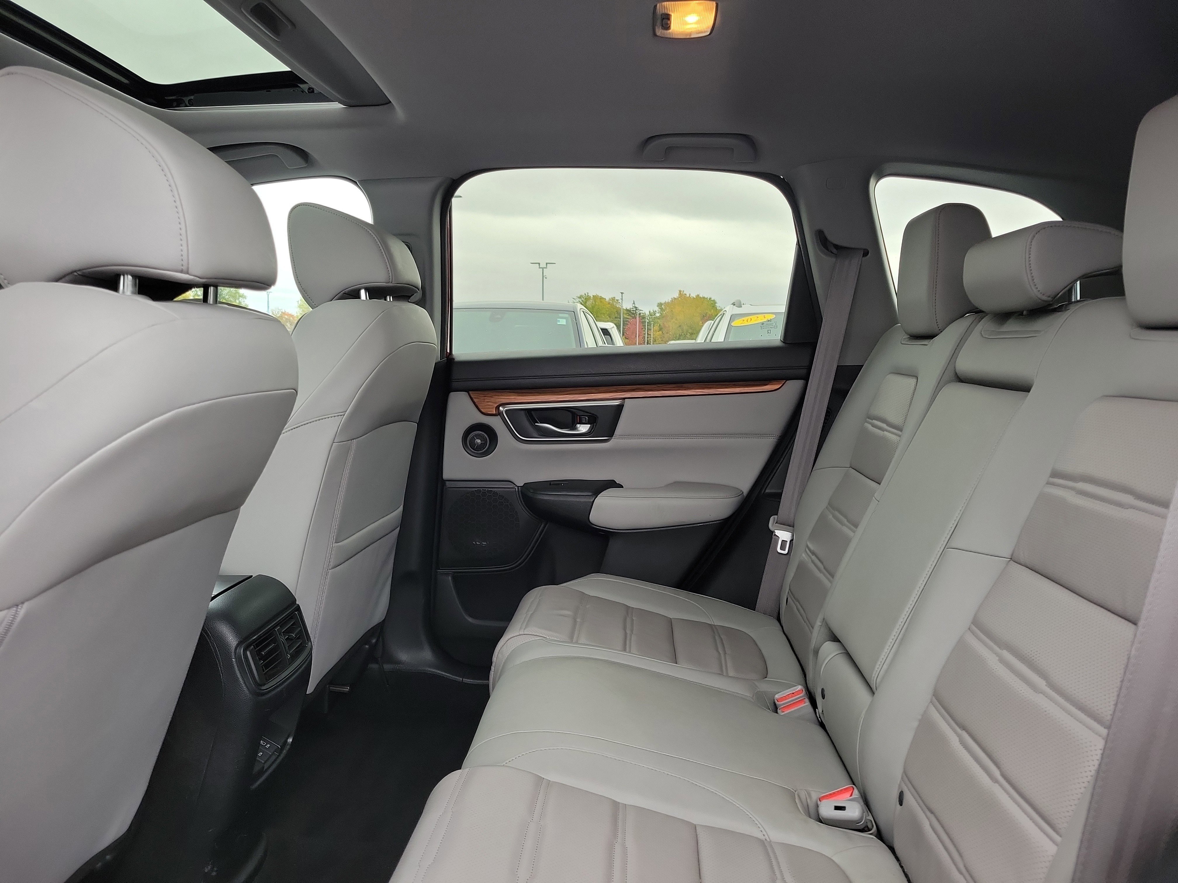 Used 2021 Honda CR-V EX-L image 11