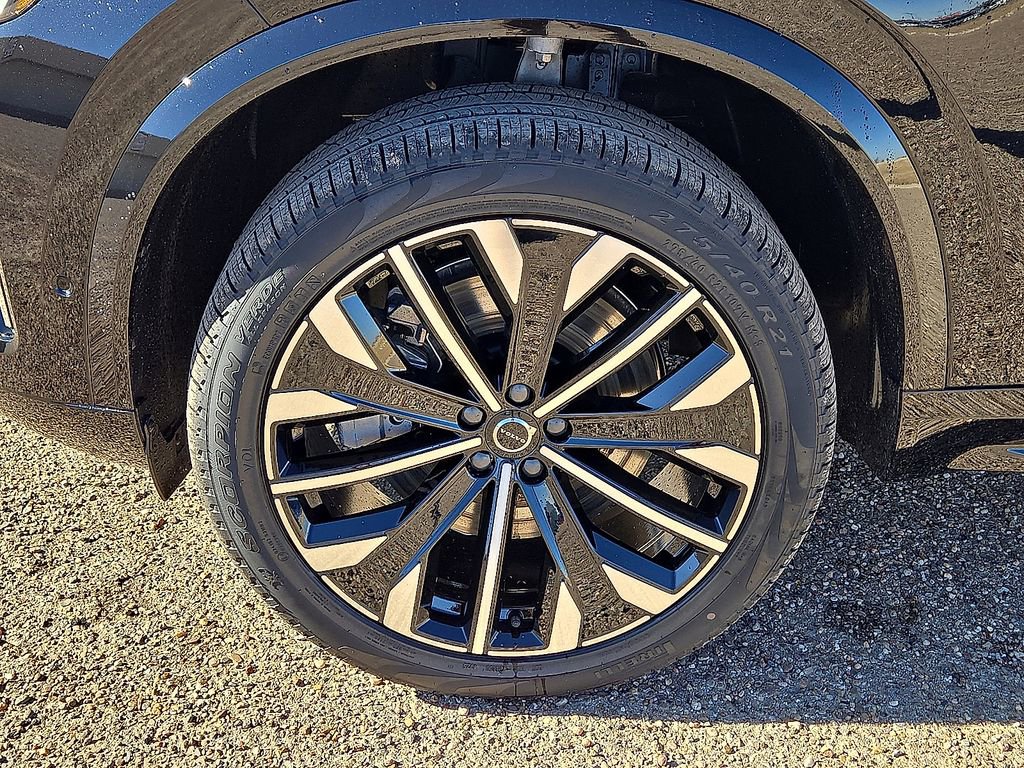 New 2026 Volvo XC90 T8 Plus w/ Protection Package Premier AWD/4WD image 10