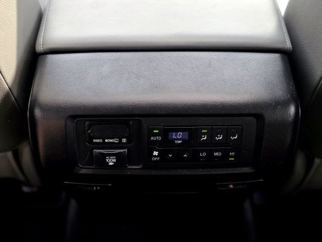 Used 2015 Toyota Sequoia Platinum AWD/4WD image 26