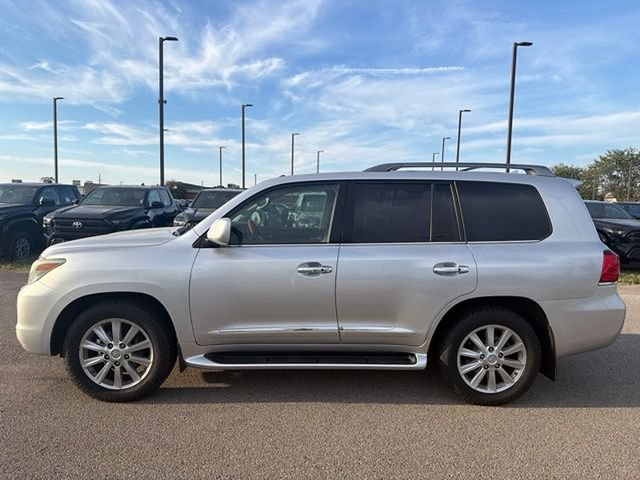 Used 2010 Lexus LX 570 4WD w/ Preferred Accessory Package image 3