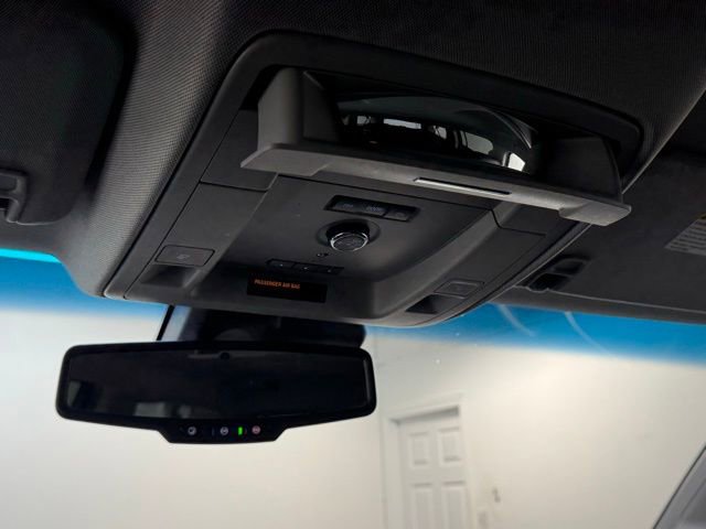 Used 2019 Chevrolet Suburban LT image 25