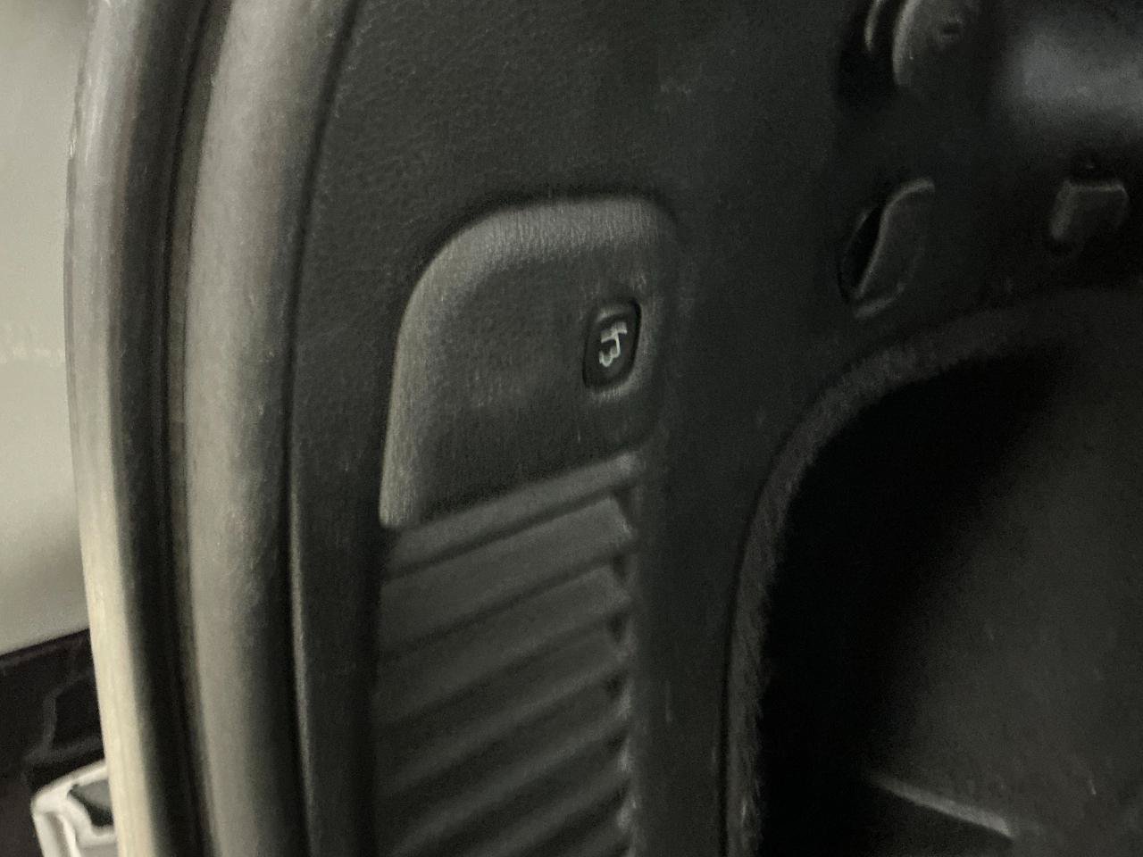 Used 2019 Jeep Grand Cherokee Limited AWD/4WD image 24