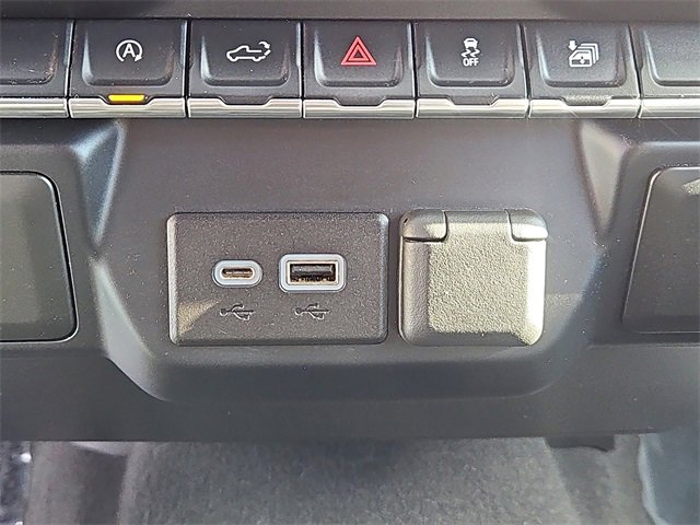 Used 2021 Chevrolet Silverado 1500 LT image 17